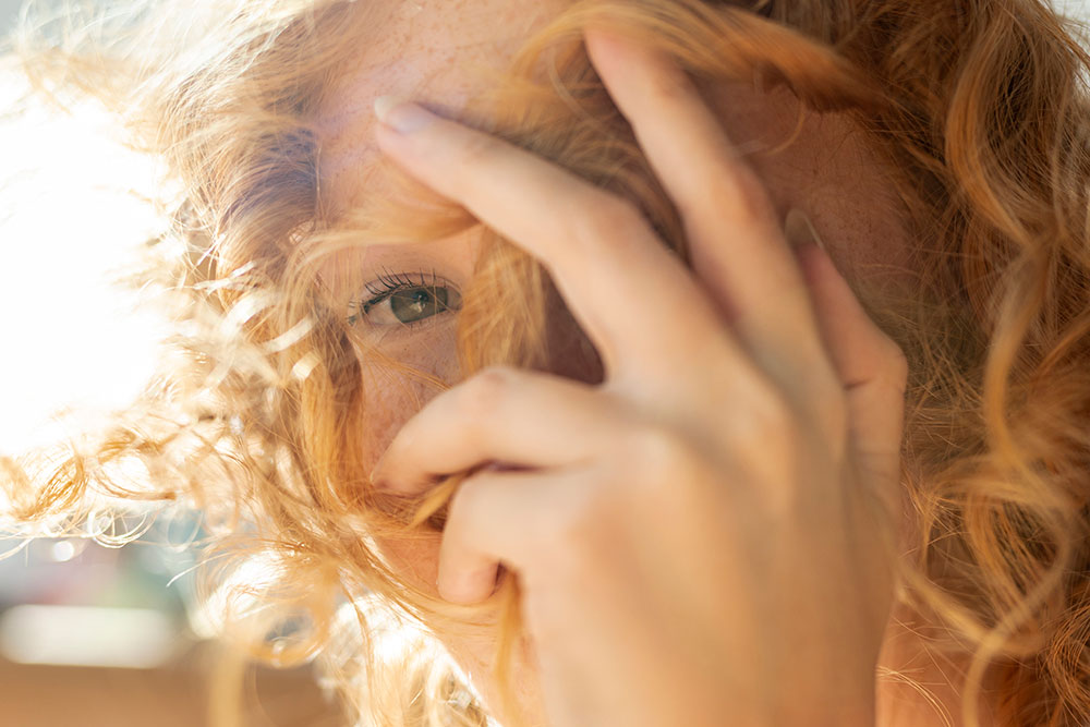 cómo afecta el sol al cabello