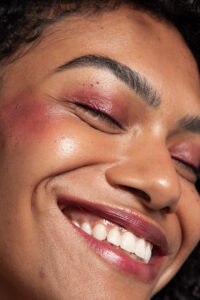 Tint & Glow Mulberry Hue - Imagen 2