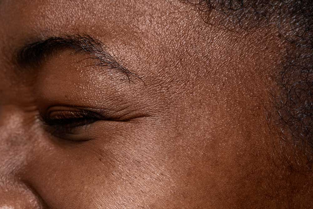 como cuidar el contorno de ojos