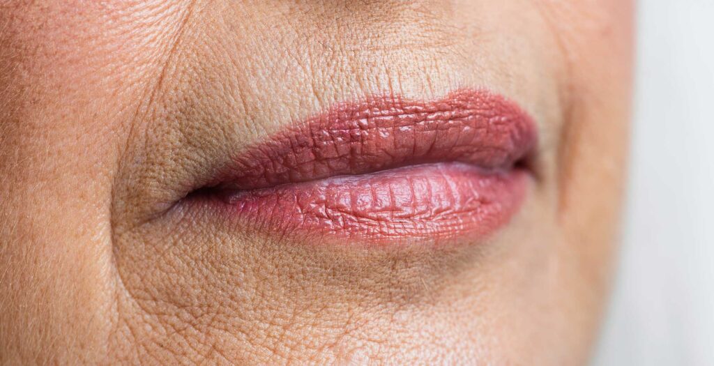 código de barras en los labios