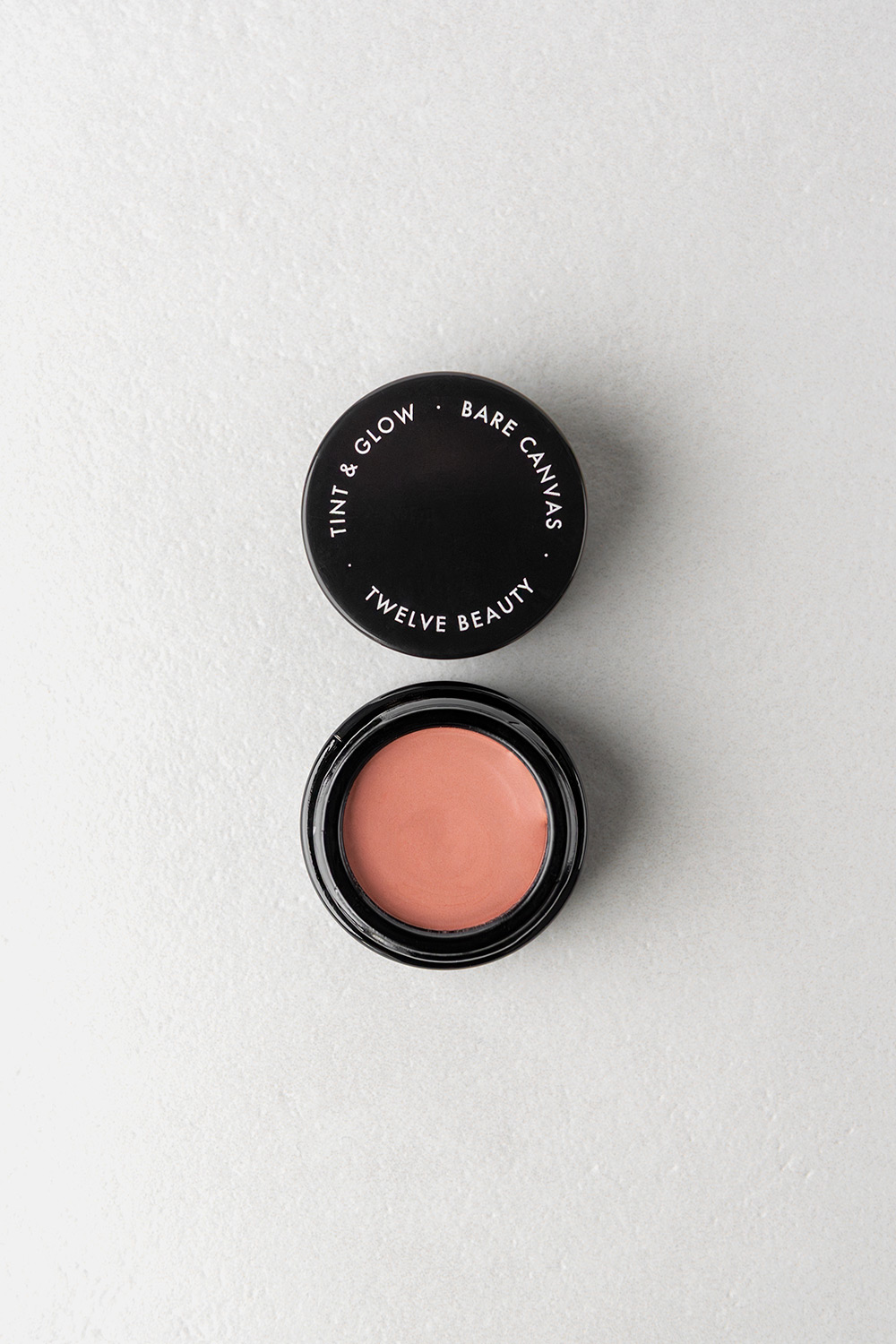tint-and-glow-bare-canvas-twelve-beauty Tint & Glow Bare Canvas - Imagen 1